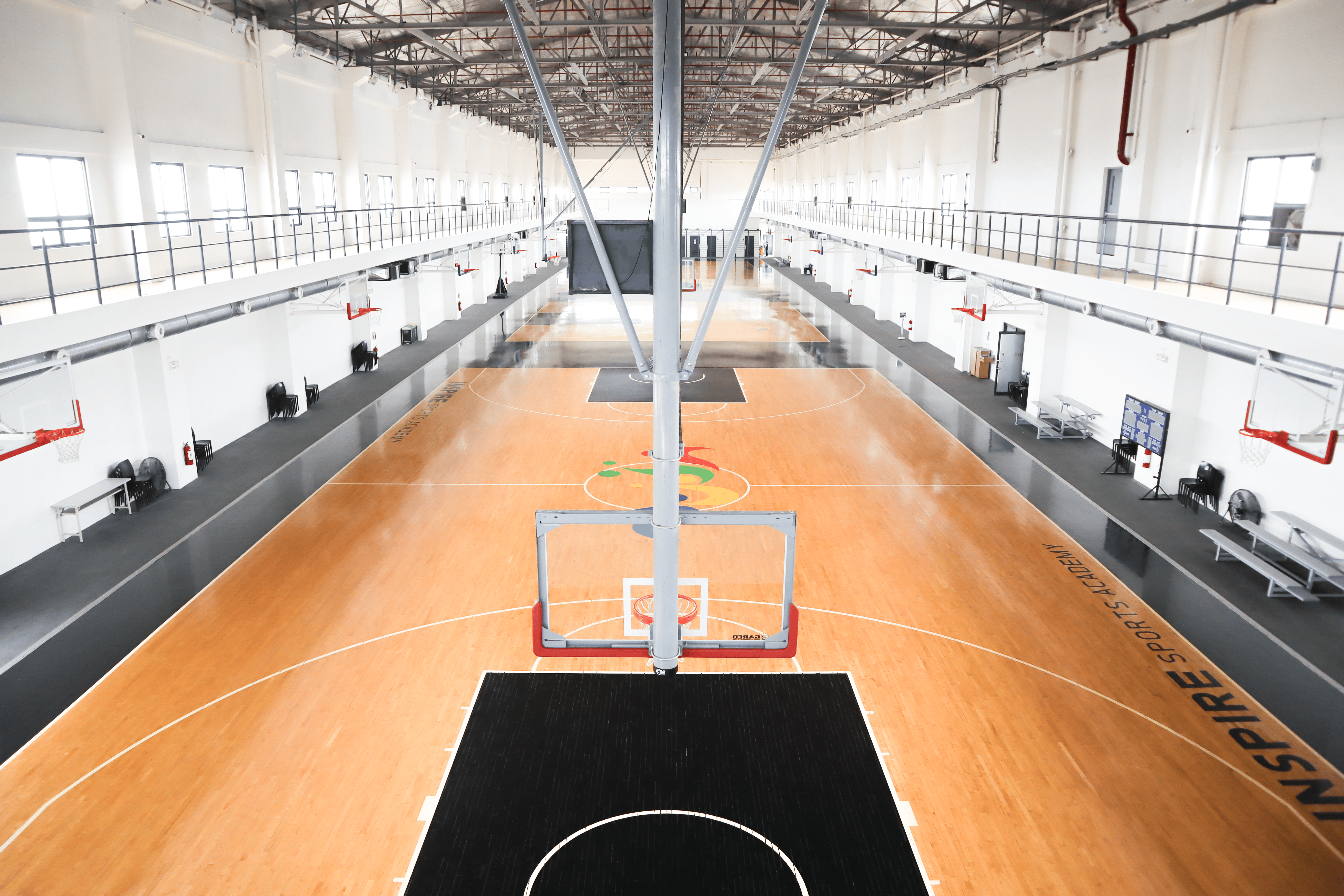 Hoops rental with lights and without aircon (per hour)