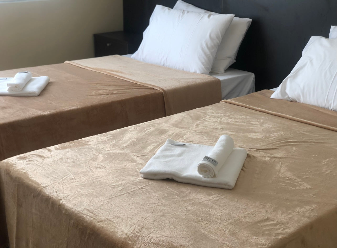 Hotel Room (Twin Sharing)